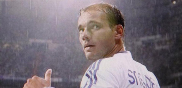 WESLEY SNEIJDER - Ajax'tan Real Madrid'e: 27 milyon Euro - Real Madrid'den Inter'e: 15 milyon Euro - ZARAR: 12 MİLYON EURO -