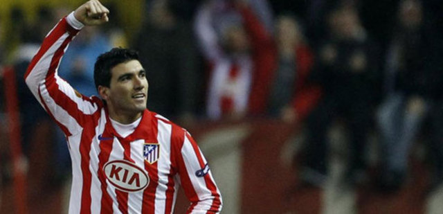 JOSE ANTONIO REYES - Sevilla'dan Arsenal'a: 35 milyon Euro - Arsenal'dan Atletico Madrid'e: 12 milyon Euro - ZARAR: 23 MİLYON EURO
