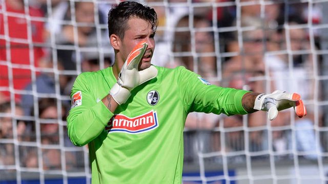 15. Roman Bürki (Freiburg) - %77.91