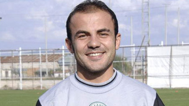 Levent Kartop   - Denizlispor, Muğlaspor, Nevşehirspor, Denizlispor, Ankaragücü, Denizlispor, Konyaspor, Denizlispor, Antalyaspor, Adana Demirspor, Kocaelispor, Altay, Kocaelispor, Denizlispor, Akhisar Belediyespor, Turgutluspor, Eyüpspor