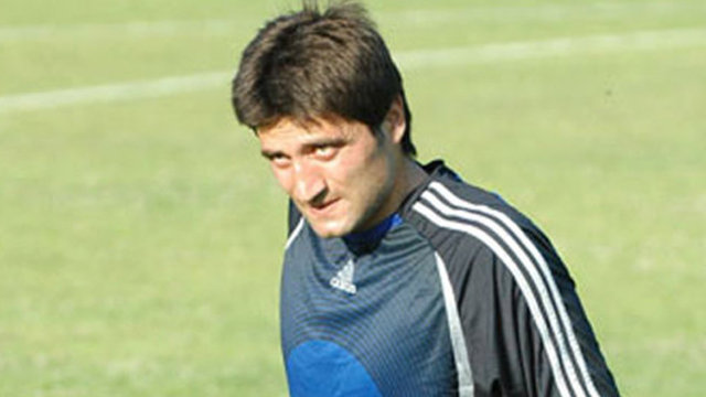 Okan Yılmaz    - İnegölspor, Bursaspor, Malatyaspor, Konyaspor, Sakaryaspor, Diyarbakırspor, Orduspor, Panthrakikos, Belediye Vanspor, Tepecikspor, Alanyaspor, Altınova Belediyespor