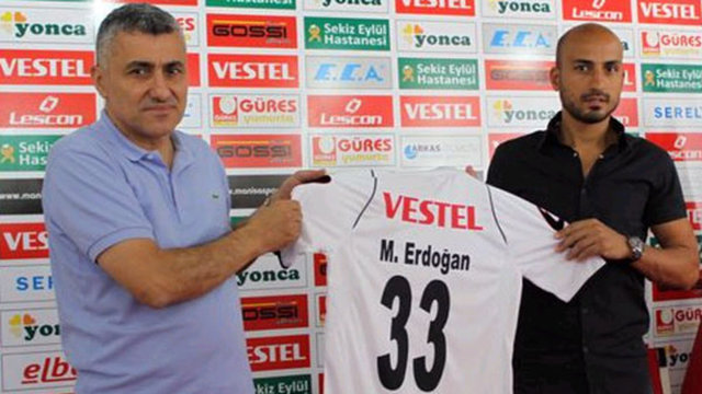 Murat Erdoğan   - Erzurumspor, Mersin İdmanyurdu, TKİ Soma Linyitspor, Kırıkkalespor, Mersin İdmanyurdu, İstanbulspor, Galatasaray, Gaziantespor, Malatyaspor, Ankaraspor, Sakaryaspor, Ankaragücü, Sivasspor, Kasımpaşa, Manisaspor, Mersin İdmanyurdu