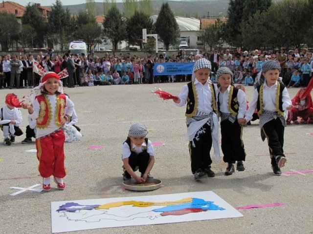 23 NİSAN ULUSAL EGEMENLİK VE ÇOCUK BAYRAMI