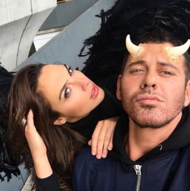 Gösteri dünyasının en "renkli" ünlüsü Kim Kardashian yine ortalığı salladı.