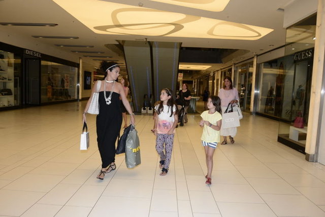 NAZLI KEÇİLİ, NAZENİN ÖZTARHAN, SAHARA ÖZTARHAN