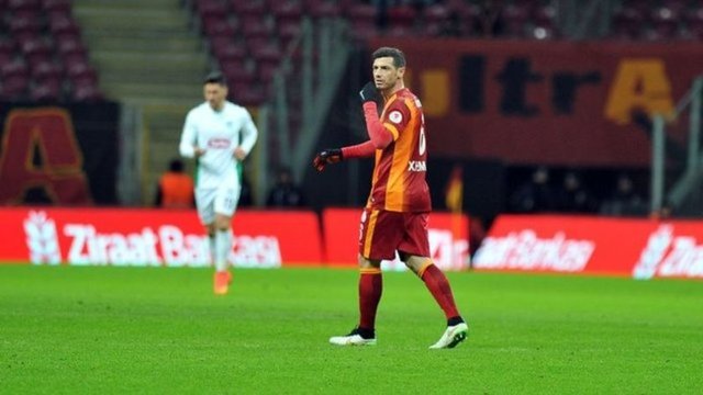 Blerim Dzemaili- 2 milyon 400 bin Euro