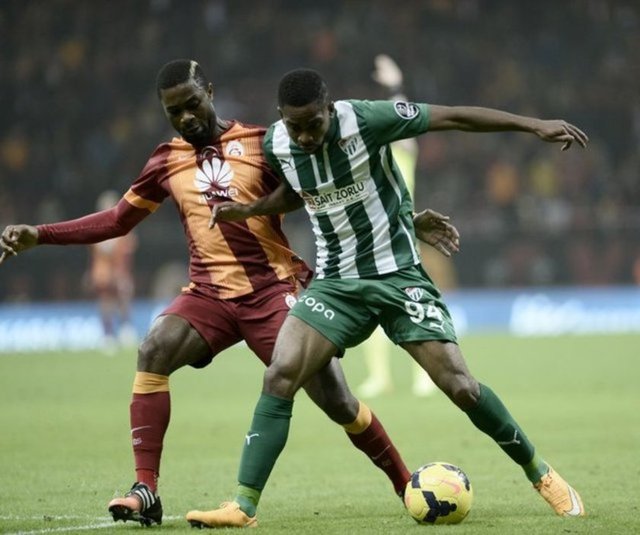 Aurelien Chedjou - 2 milyon 200 bin Euro