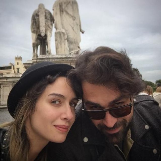 BİRCE AKALAY - Ve bir sabah ansızın Roma'ya kaçtılar artık gizli görevlerine burada devam edeceklerdi  -