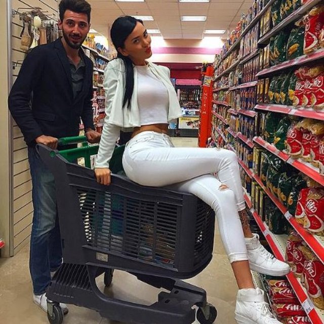 CANSU TAŞKIN - Ancak bu kadar sığa bildim arabaya.  -