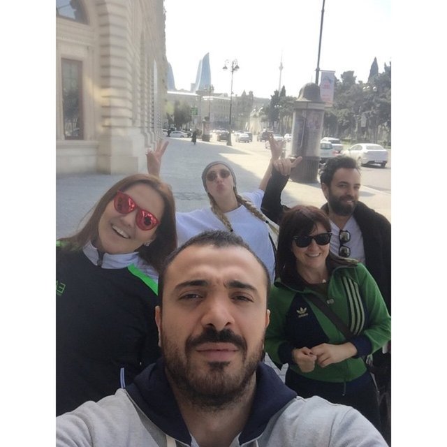 DEMET AKALIN  - Bakü sokakları