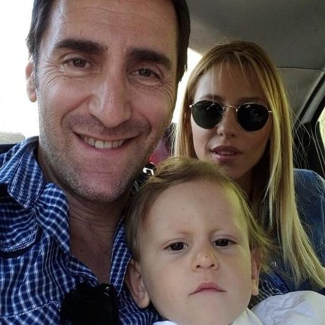 DERYA AKSOY - Emir program çekiminden çıktığı için çok ciddi.