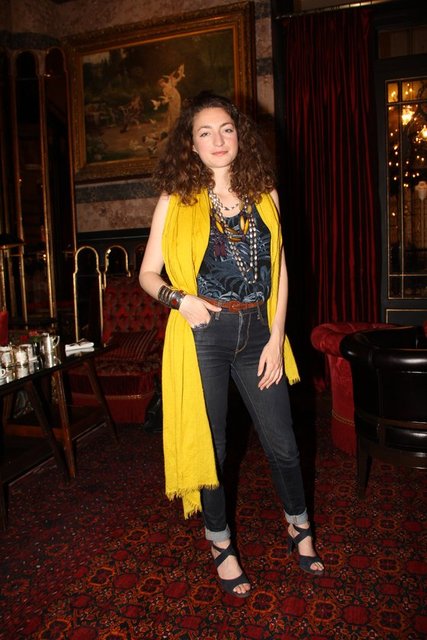 ANNA KLASSAUK