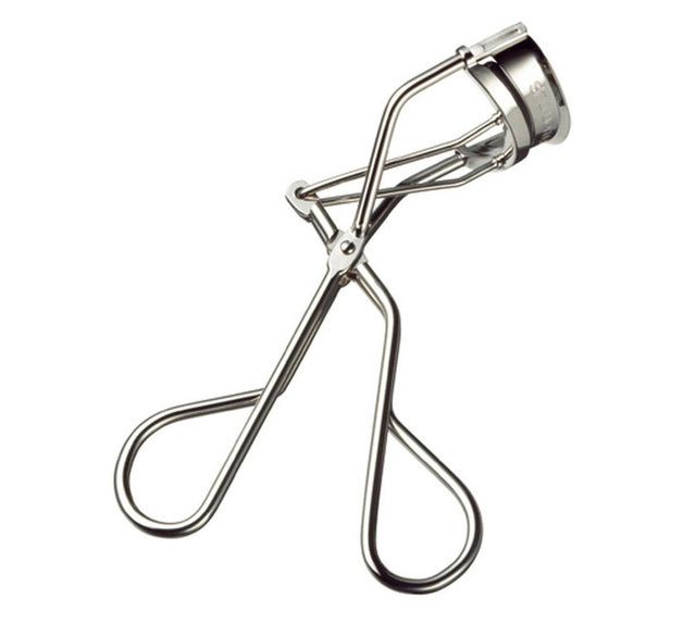 Shu Uemura Kirpik Kıvırıcı 52 TL.