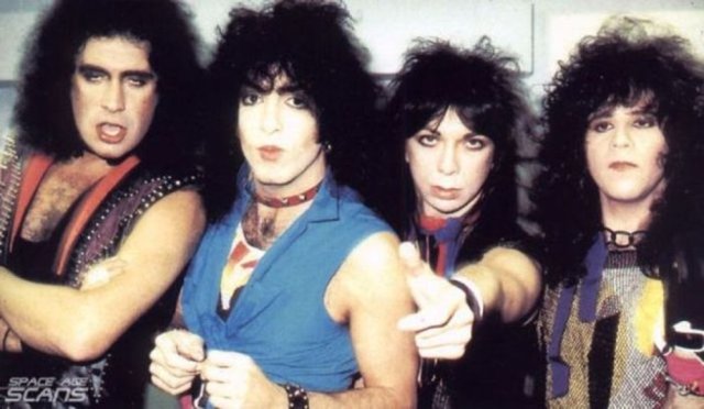 Kiss