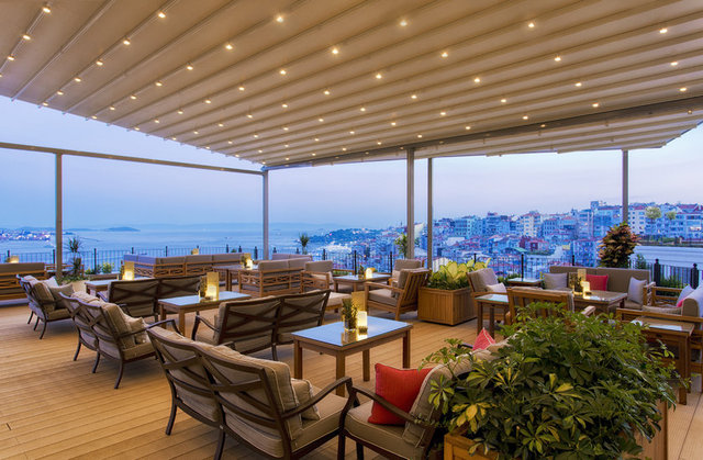 PARK BOSPHORUS  HOTEL  10 Mayıs Anneler Günü'nde tüm anneleri lezzetli bir brunch'la mutlu ediyor.İstanbul Boğaz'ının büyüleyici manzarasına hakim Park Bosphorus Hotel, 10 Mayıs Anneler Günü'nde tüm anneleri lezzetli bir brunch'la mutlu ediyor.