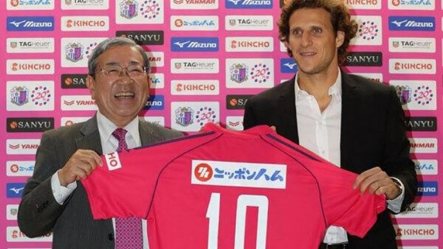Diego Forlan - Cerezo Osaka (Japon)