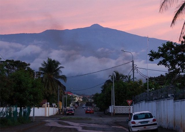 Ekvator Ginesi ise 59 IQ ortalamasıyla en düşük zeka seviyesinde olan insanların yaşadığı yerdir.