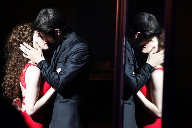 Acil Aşk Aranıyor 8.Bölüm Fotoğrafları