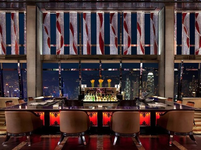 45- Ritz-Carlton Hong Kong - Hong Kong