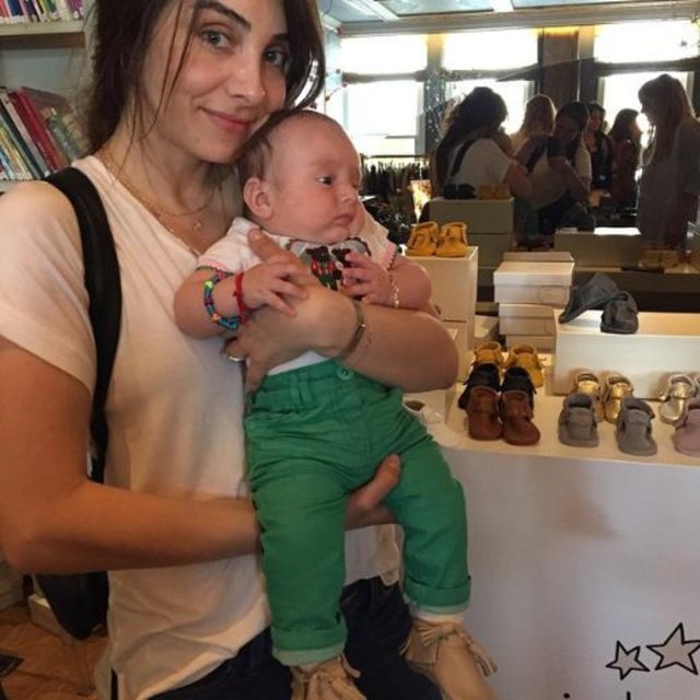 NUR FETTAHOĞLU  - Teyzesinin lokumu çok şanslı anneler günü kermesinde