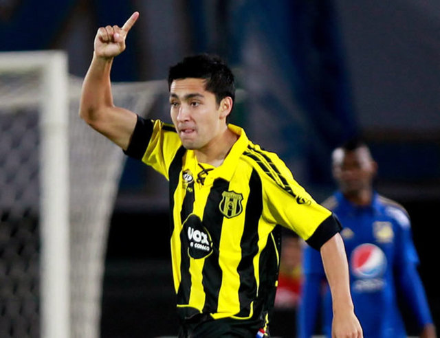 22- Carlos Hidalgo - Yaş: 29 - Pozisyon: Forvet, Santrafor          - Oynadığı son kulüp: Guarani  - Piyasa Değeri: 750 bin Euro