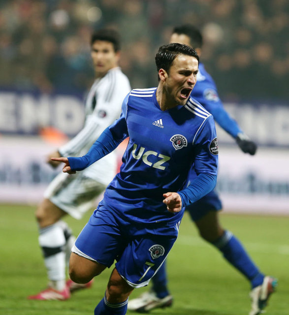 16- Halil Çolak - Yaş: 27 - Pozisyon: Forvet, Sol Kanat        - Oynadığı son kulüp: Kasımpaşa - Piyasa Değeri: 1.10 milyon Euro