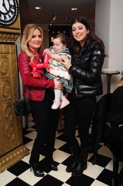 AYŞEGÜL, DİLA TOPLUSOY 