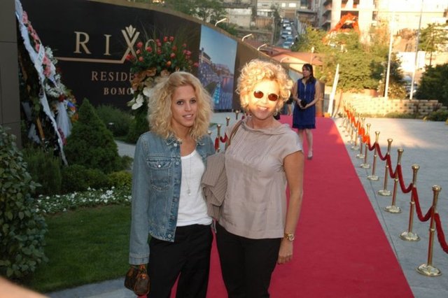MERVE HASMAN, GÜLİZ ONURSAL 