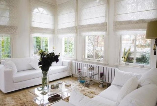 ŞENAY GÜRLER  - Şenay Gürler'in evi bahçe içinde.