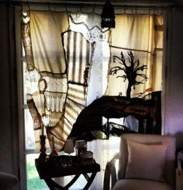 FERHAN ŞENSOY  - Ferhan Şensoy'un annesi Derya Baykal ile yaşadığı daireden bir görüntü.  -