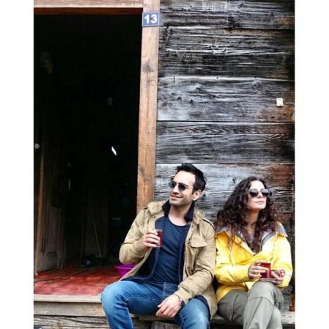 BUĞRA GÜLSOY  - Set bahane çaya geldik.