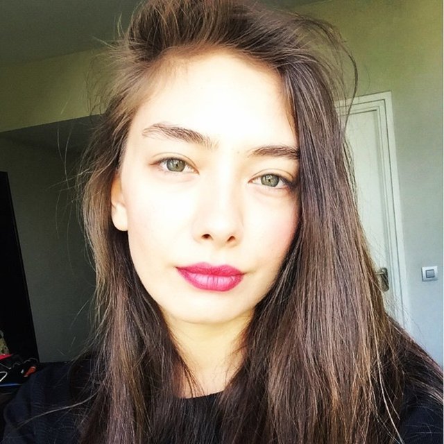 NESLİHAN ATAGÜL  - Merhaba