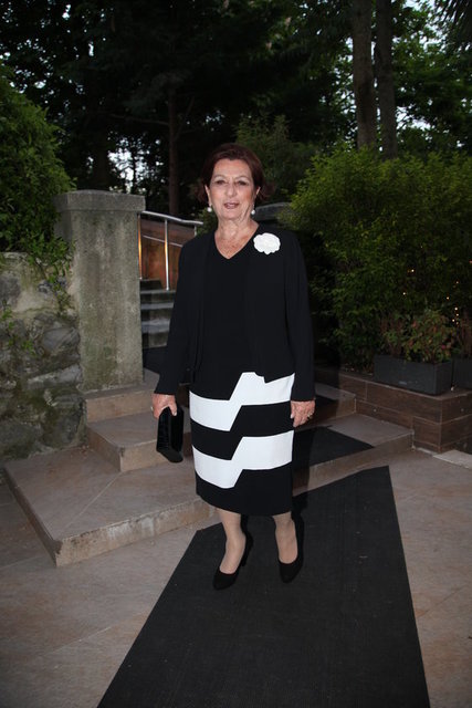 BERNA TOKAR - 