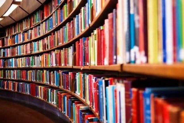 Matematik Kitapları 1900 yılında matematik hakkında bilinen her şey kitaplaştırıldı ve toplam da 80 kitap yazıldı. Günümüzde bu rakam 100 binden fazla olduğu tahmin edilmektedir.