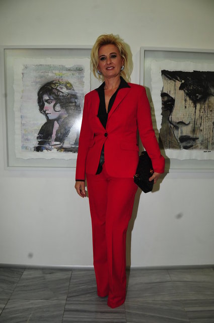 NEŞE GÖNÜL 