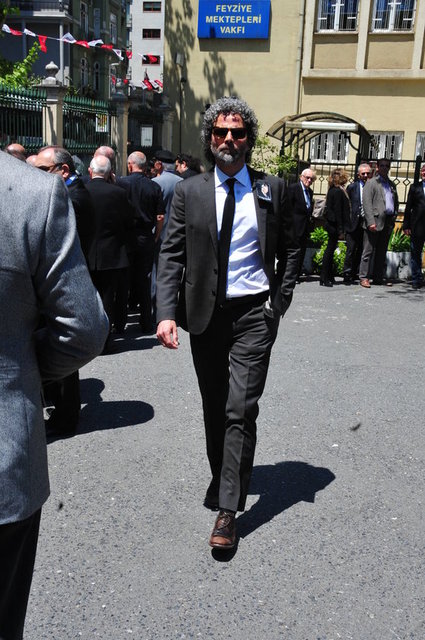 BERK EKŞİOĞLU 
