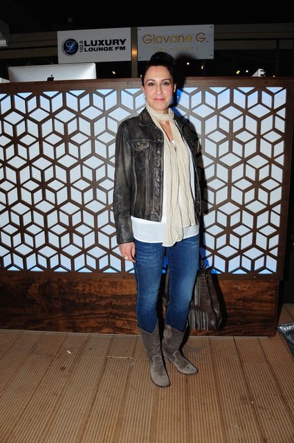 ŞEHNAZ SAM