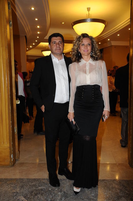 ZİYA - ESRA OFLAZ GÜVENKAYA