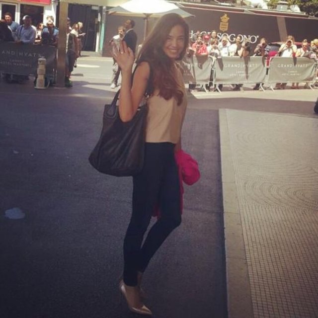 AZRA AKIN   - Ve Cannes'a geldik