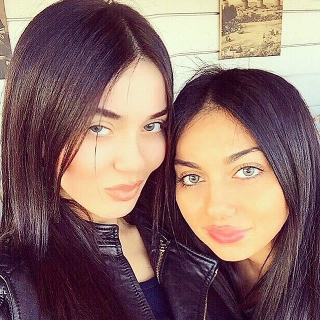 CANSU TAŞKIN   - Her zaman yanimda olan hayatimin tek gercegi canimdan bir parcam kiz kardesim elif benziyor muyuz?