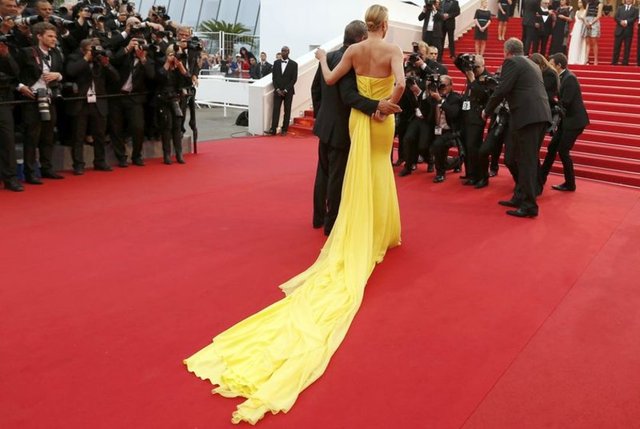 SEAN PENN, CHARLIZE THERON 