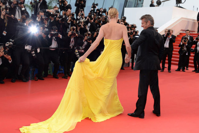 SEAN PENN, CHARLIZE THERON 