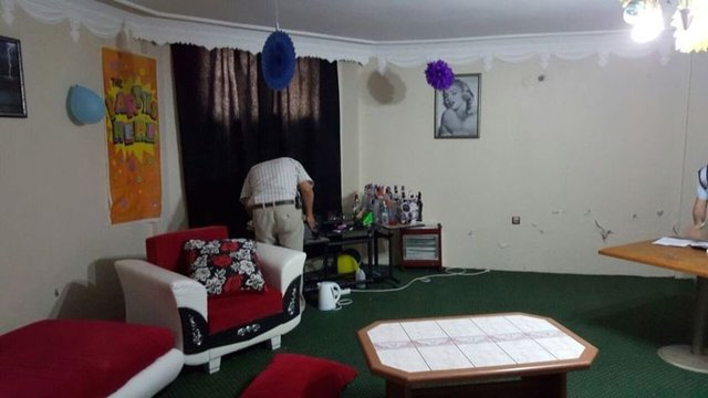 Polis, Adana'nın yanı sıra Mersin, Kayseri, Osmaniye ve Şanlıurfa'da 25 ayrı adrese eş zamanlı baskın düzenledi.