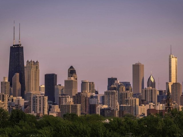 7: Şikago - 589 kilometrekare alan içinde, 1.160 boyunda binaları vardır . -