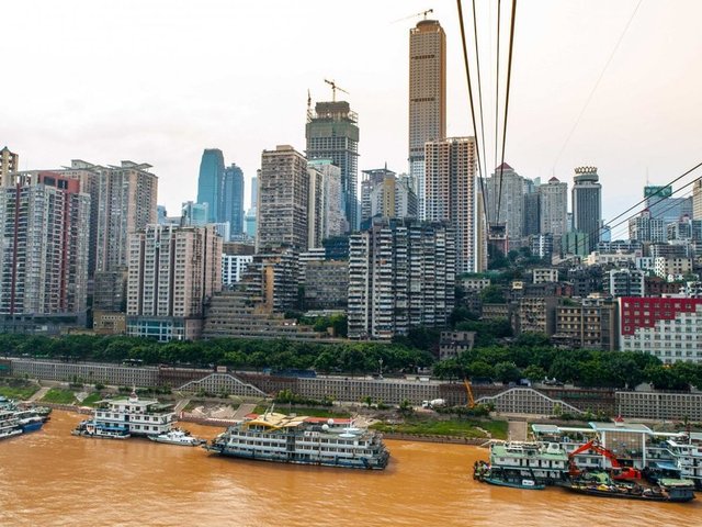 17: Chongqing , Çin - 82.403 kilometrekare  - 541 boyunda binalar vardır.