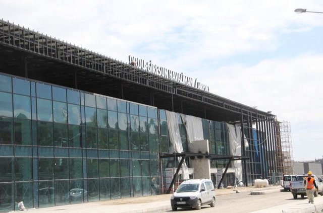 Öte yandan Antalya'nın batısı Demre, Kaş ve Finike bölgesine havalimanı yapımı için çalışmalara başlandı.