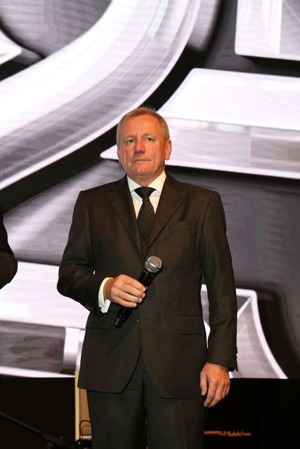 PETER KUSPERT