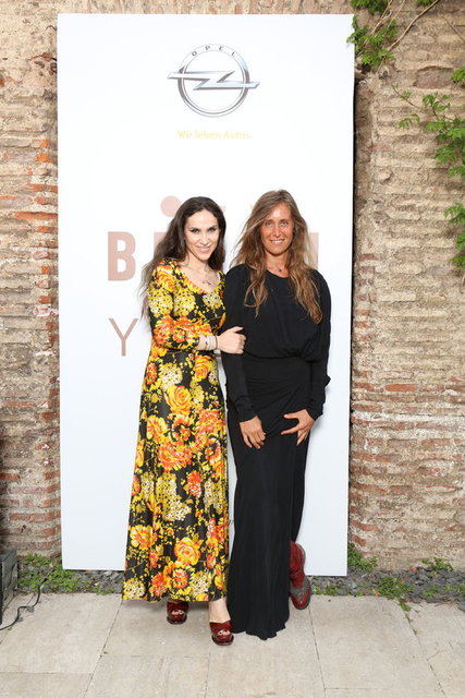 AYŞE KUCUROĞLU, BENNU GEREDE