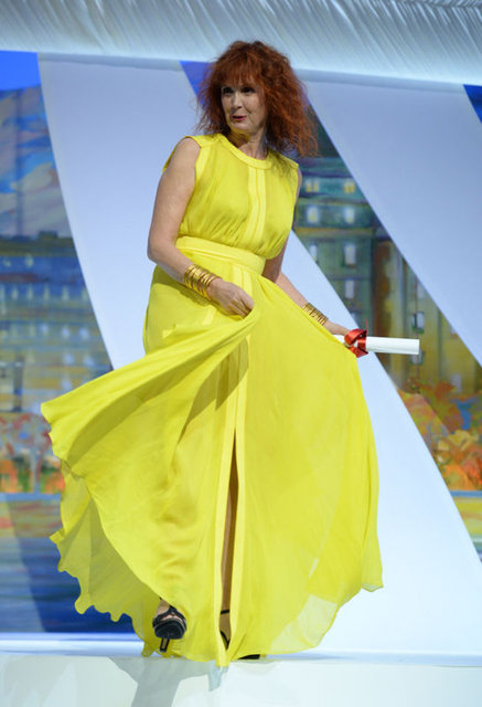 SABINE AZEMA