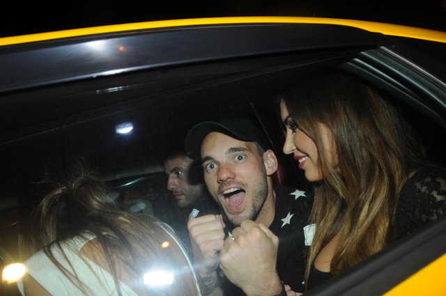 1 sezon, 2 hoca, 3 başkan, 4. yıldız... Sarı-Kırmızılılar, "Gerçekleri tarih yazar, tarihi de G.Saray" sloganın hakkını veren bir başarı öyküsü daha yazdılar...